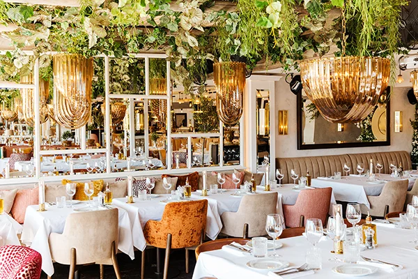 Cherry, restaurants in Saint-Tropez 3
