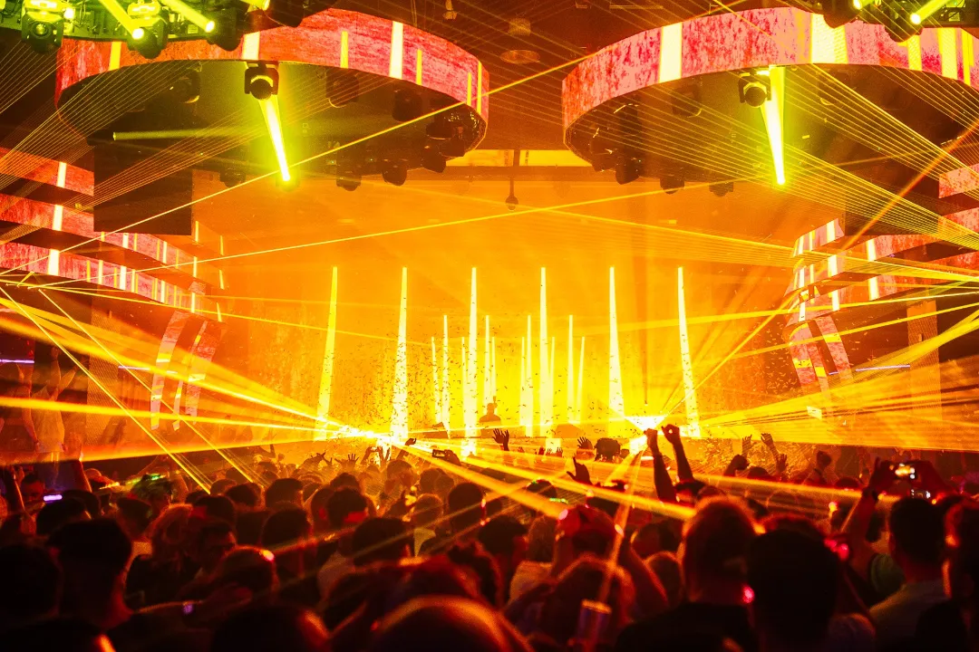 Hi Ibiza main room