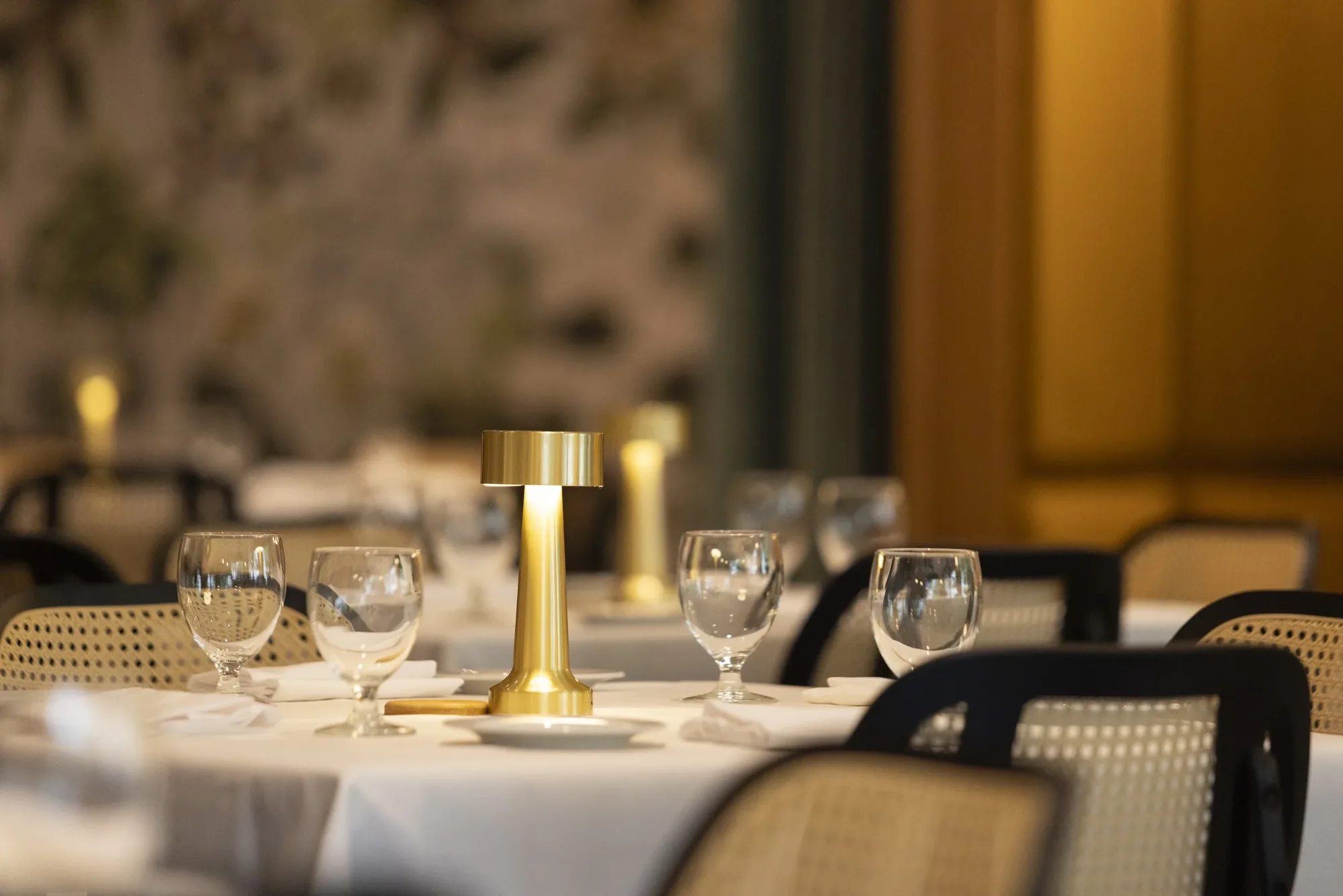 Le Crocodile - restaurant in Vancouver